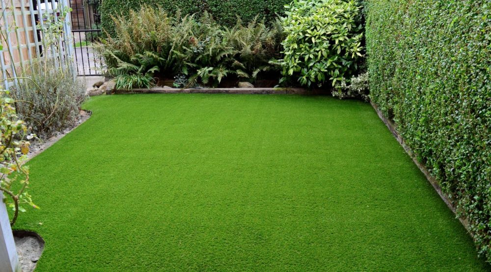 The Truth About Artificial Grass Benefits and Myths Busted